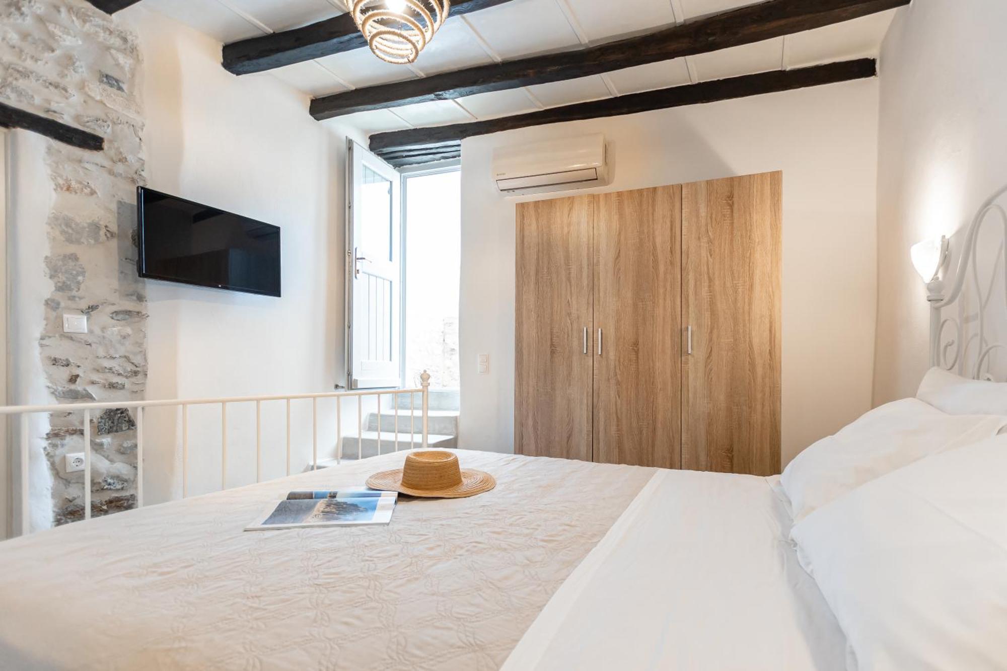 The White Stone House Apartamento Naxos City Exterior foto